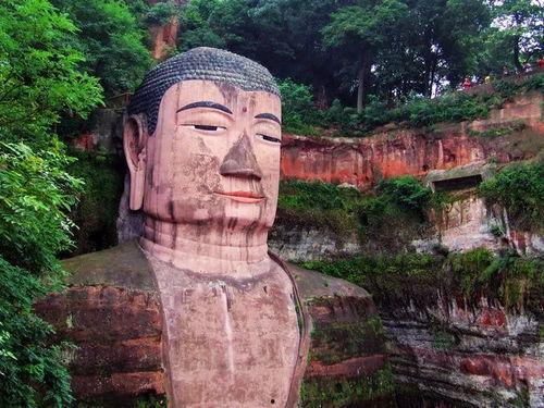 乐山大佛爆料视频最新消息,神秘事件引发热议,专家解读背后真相 第3张 乐山大佛爆料视频最新消息,神秘事件引发热议,专家解读背后真相 第3张